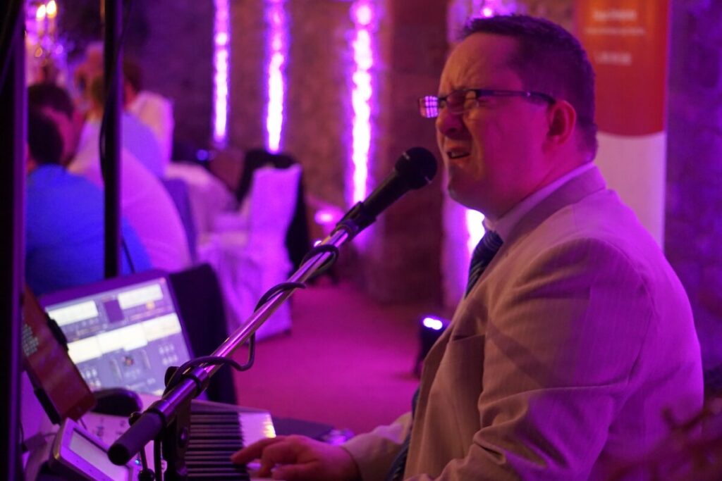 Alleinunterhalter Pforzheim – Live-Gesang bei Veranstaltung