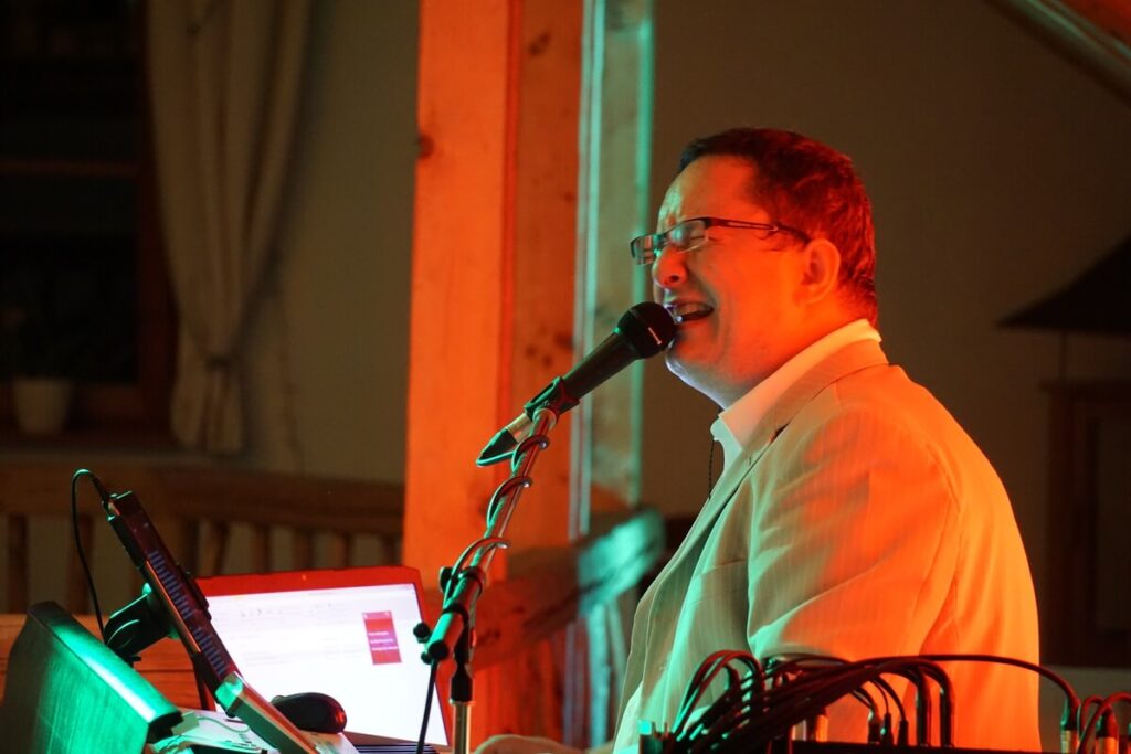 Live Gesang bei Hochzeit durch Sänger Andy Steiner